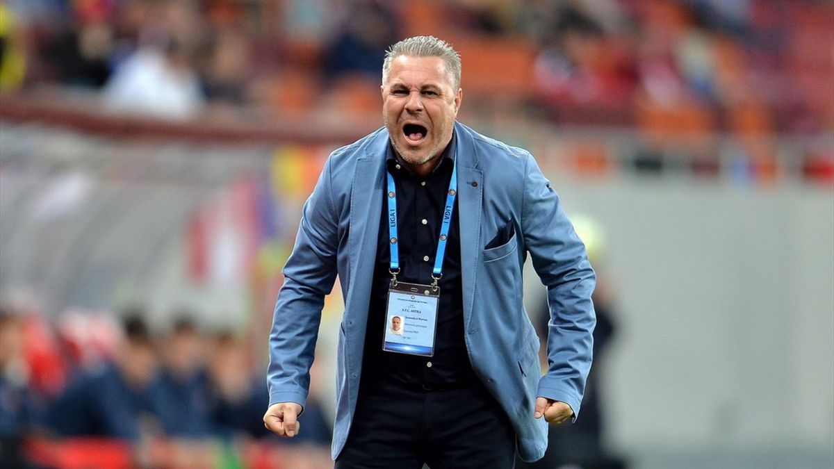 Rapid - Universitatea Craiova. Pe cine s-a supărat Marius Șumudică: Văd că faceți o telenovelă din toate cazurile acestea!