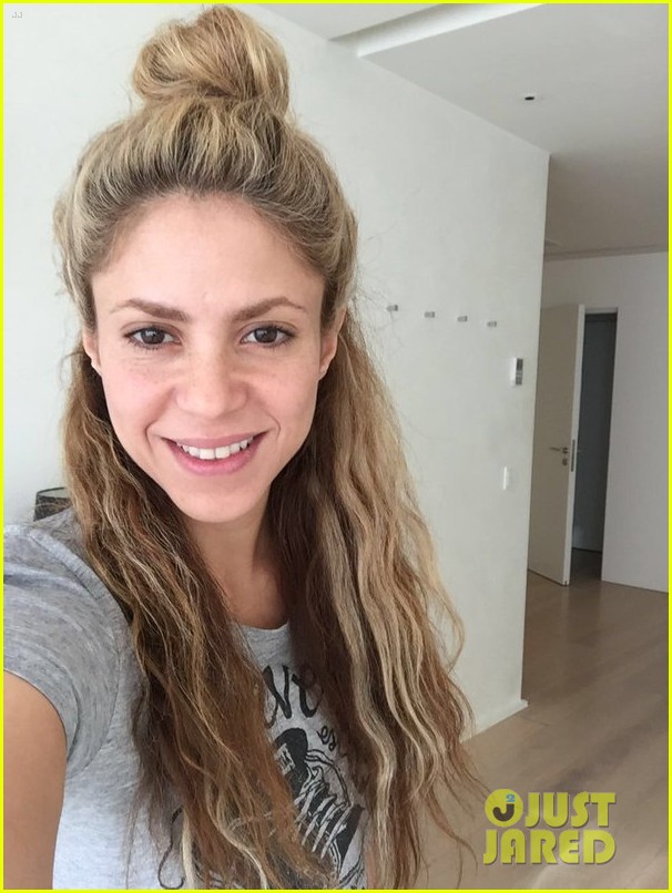 Shakira a ieșit din spital. Și-a reluat turneul mondial